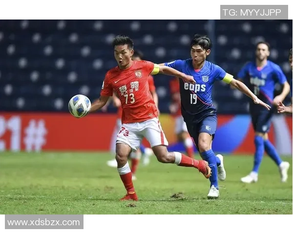 广州足球队心理素质引发热议球迷与专家各执己见探讨球队表现